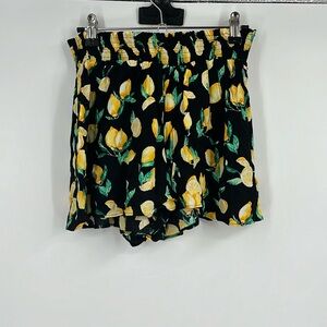 4/$50 Pink Victorias Secret Lemon Print Flowy Shorts Size Medium
